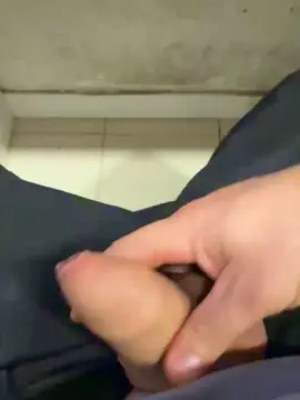 Cam4 Free Live Porn of edass33