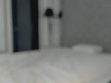 Cam4 Adult Video Chat of CarmeliaFilipi