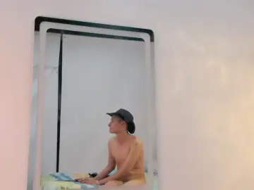 Cam4 Sex Cam of DaniielAndres