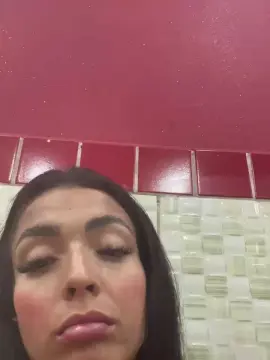 Cam4 Nude Webcam of Loiradevassa