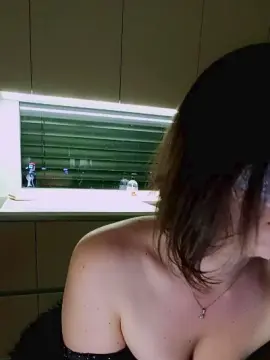 Cam4 Live Sex Cam of Paola_1985