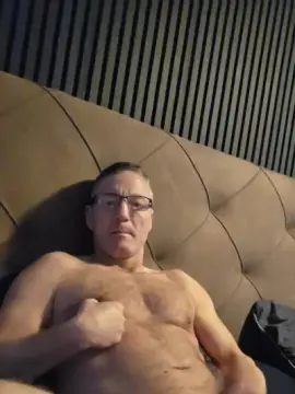 Cam4 Free Live Porn of Bisex80