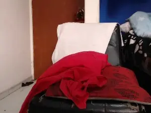 Cam4 Sex Cam of DERECKHOT33