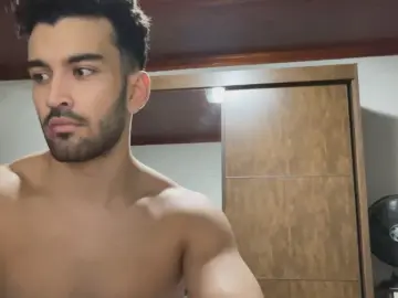 Cam4 Adult Video Chat of Drgym18