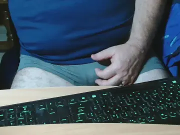 Cam4 Free Porn Cam of maxidoux