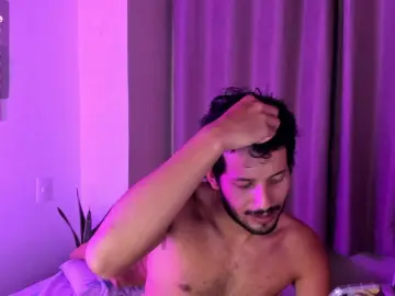 Cam4 Live Sex of Nicolasrodrii