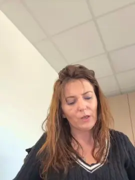 Cam4 Adult Webcam of Desiree1951