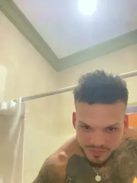 Cam4 Free Live Porn of nicolas2471