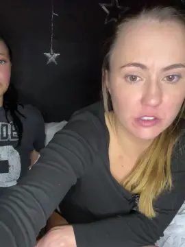 Cam4 Live Sex of pleaseandtease