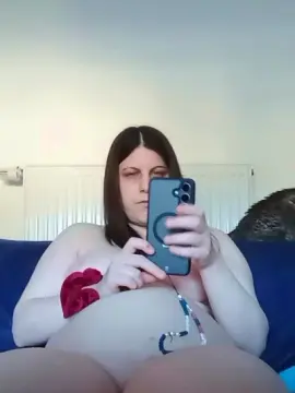 Cam4 Watch Live Sex Cams of barbielacdescy4