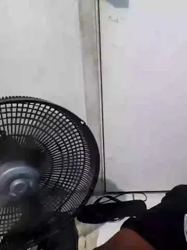 Cam4 Watch Live Sex Cams of KamillyRj