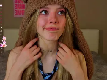 Cam4 Free Live Porn of ElinLangton