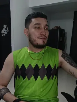 Cam4 Best Webcam of _LIONEL_