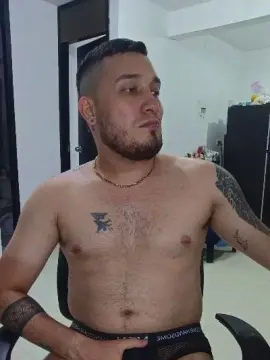 Cam4 Live Sex Cam of _LIONEL_