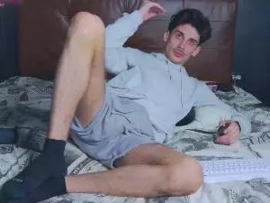 Cam4 Nude Webcam of danielhotttie