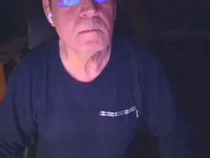 Cam4 Live Sex Cam of Blueboy15