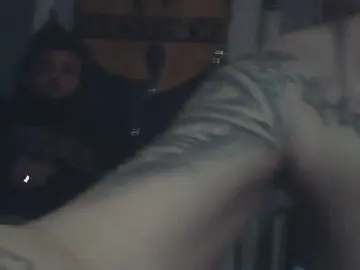 Cam4 Live Porn of Rivard444