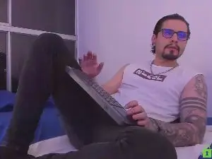 Cam4 Watch Live Sex Cams of _Elon_coxx_