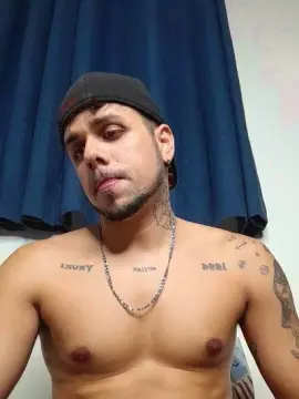 Cam4 Watch Live Sex Cams of cicerosasilva