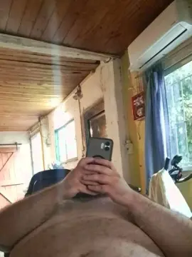 Cam4 Free Live Porn of tomyytoo