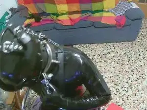Cam4 Live Porn of latexslut1