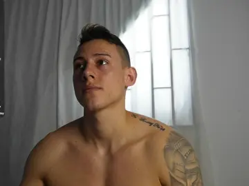 Cam4 Live Sex of Latino_Milk_99