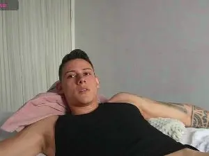 Cam4 Live Sex of Latino_Milk_99