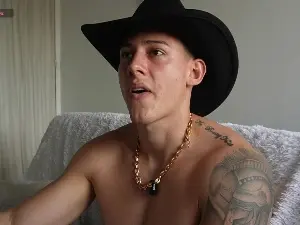 Cam4 Free Porn Cam of Latino_Milk_99