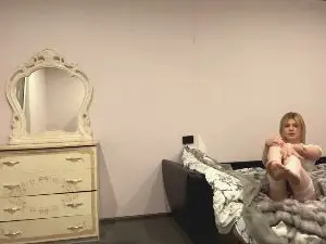 Cam4 Adult Webcam of ZellaIseley