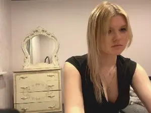 Cam4 Free Live Porn of ZellaIseley