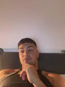 Cam4 Live Sex Cam of saiz98