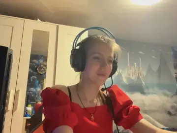 Cam4 Free Live Porn of ReynaCoppage