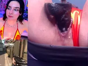 Cam4 Live Sex of NicoleFerrel