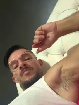 Cam4 Live Sex Cam of Oveterinario