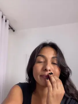 Cam4 Watch Live Sex Cams of laura2041