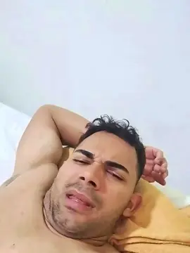 Cam4 Free Porn Cam of andre3486