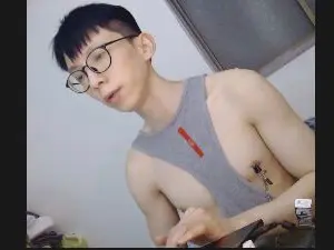 Cam4 Free Live Porn of Linchienchih