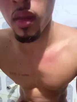 Cam4 Best Webcam of Novinhorj01