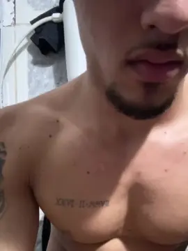 Cam4 Best Webcam of Novinhorj01