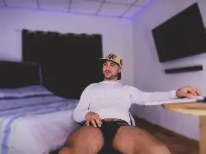 Cam4 Adult Webcams of Tommy_Sccot