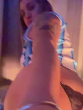 Cam4 Live Sex Cam of Sirena65