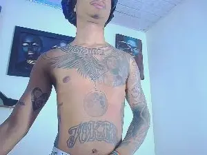 Cam4 Live Porn of Tatoo_Noah