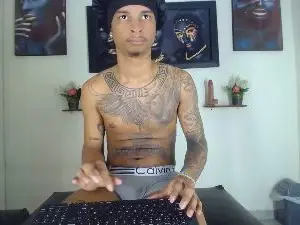 Cam4 Live Sex of Tatoo_Noah