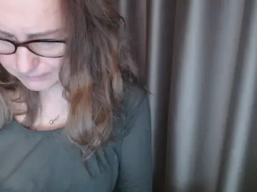 Cam4 Sex Chat of LauraOven