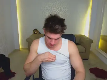 Cam4 Live Sex of MaxKaidenn