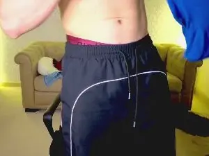 Cam4 Live Sex of MaxKaidenn