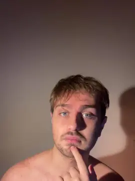 Cam4 Adult Video Chat of danielexxx44