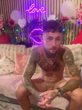 Cam4 Nude Webcam of Loretino1