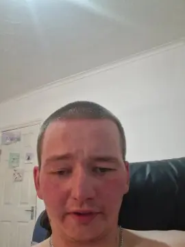 Cam4 Live Porn of GTRUK