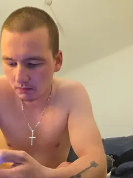 Cam4 Watch Live Sex Cams of GTRUK